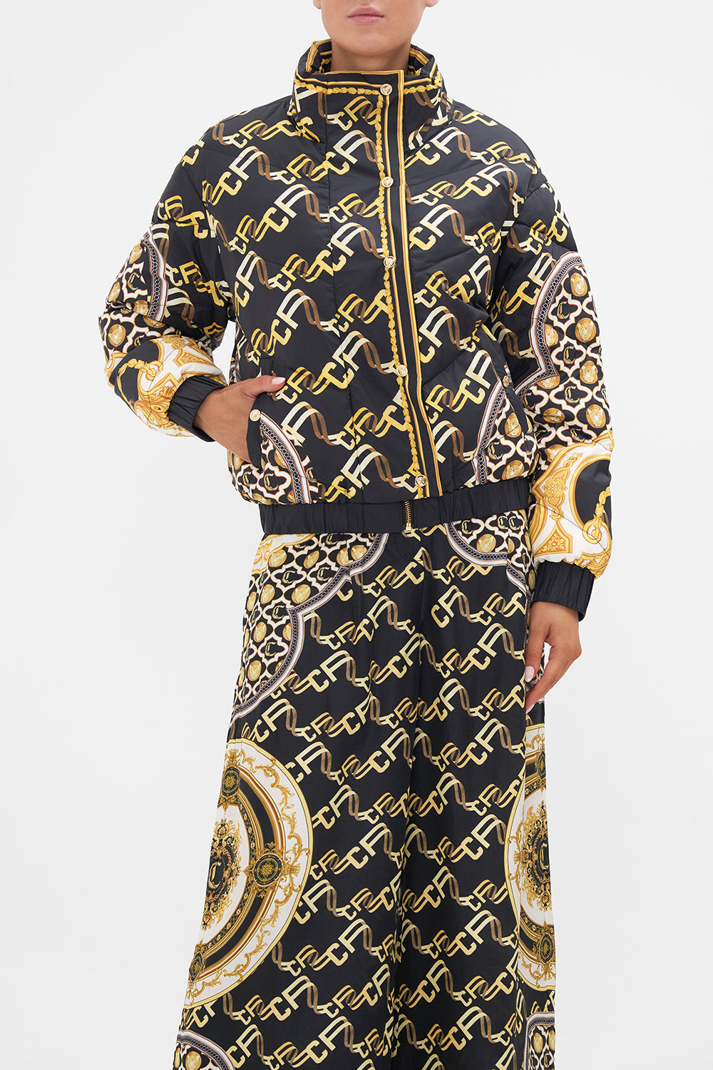 SHORT PUFFER JACKET TETHER ME NOT