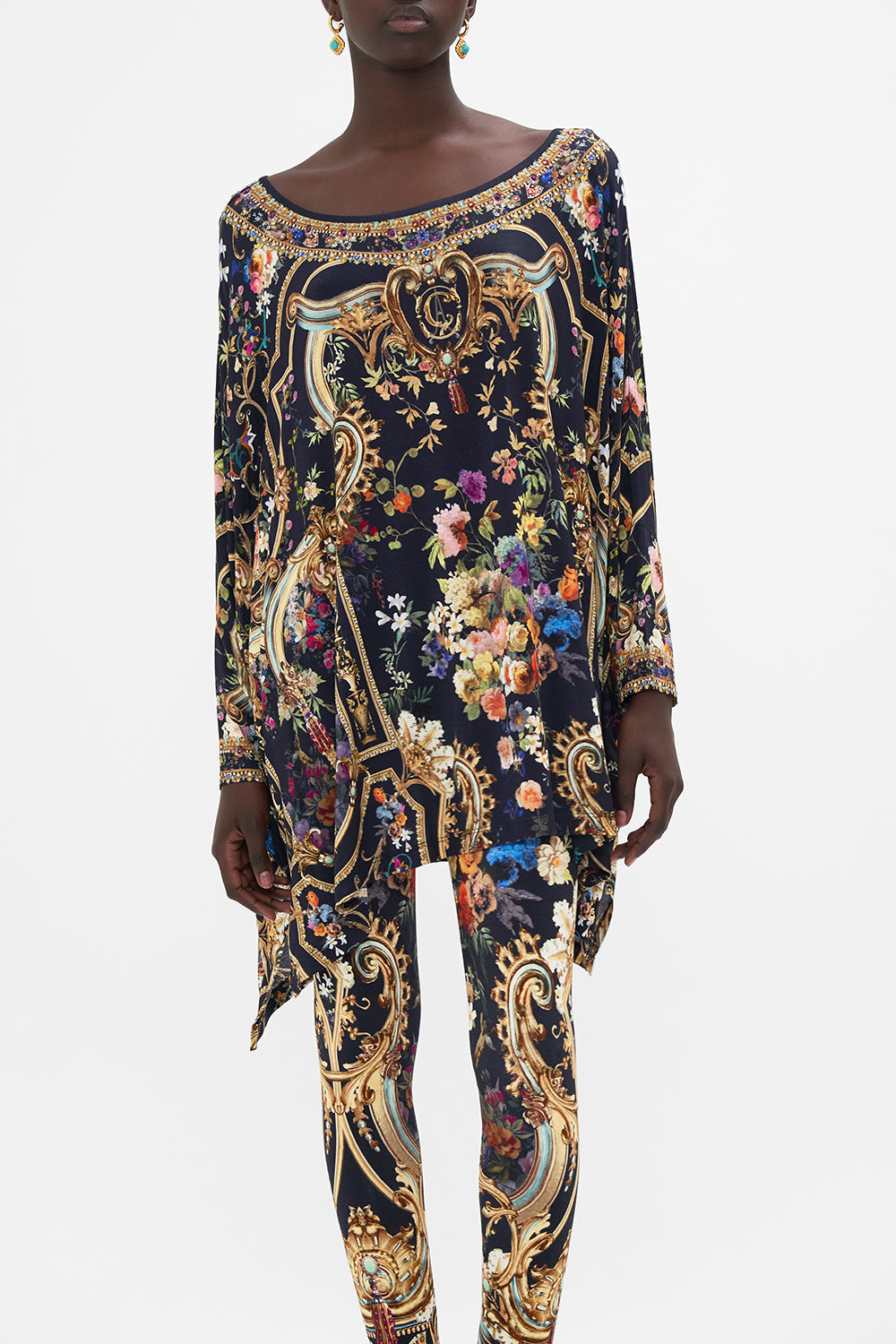 SCOOP NECK SLOUCH TEE PLAY YOUR CARDS RIGHT