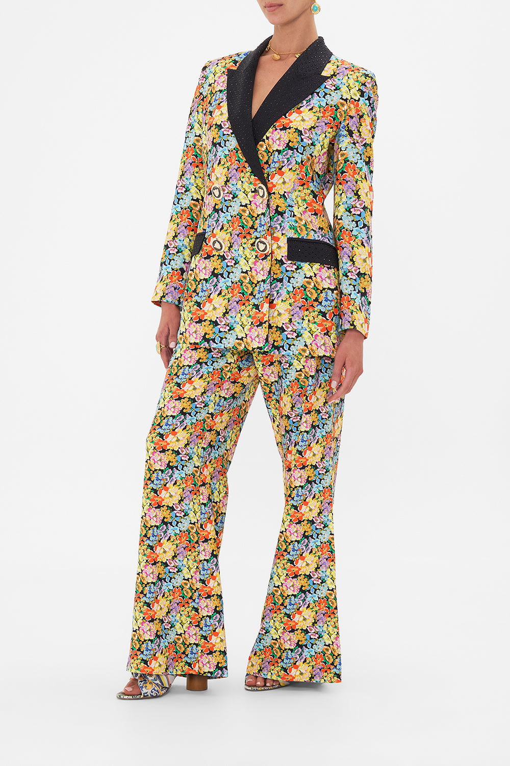 The CAMILLA WING COLLAR KAFTAN DEAR AMORE MIO in our  print.