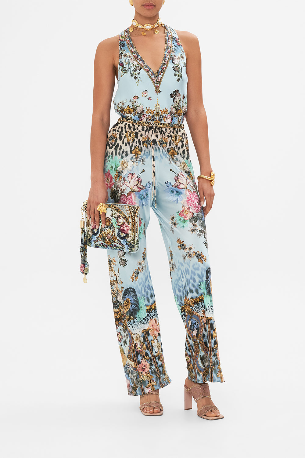 SCARF CLUTCH LETTERS TO LEO