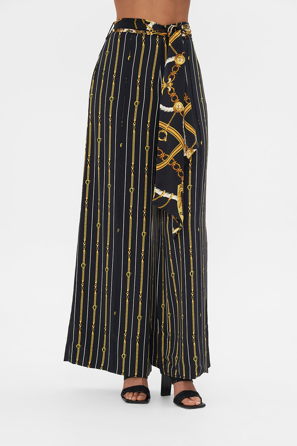 The CAMILLA BLOUSON SLEEVE LAYER SEASON OF THE SIREN in our SEASON OF THE SIREN print.