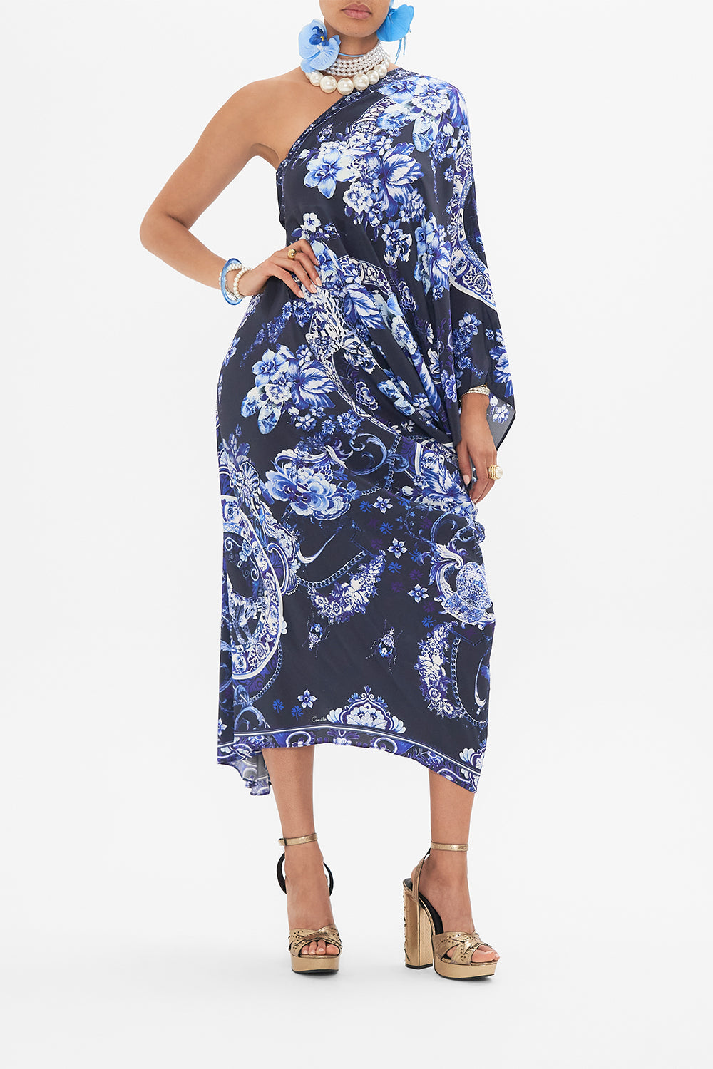 Detail view of model wearing CAMILLA silk kaftan in Delft Dynasty print