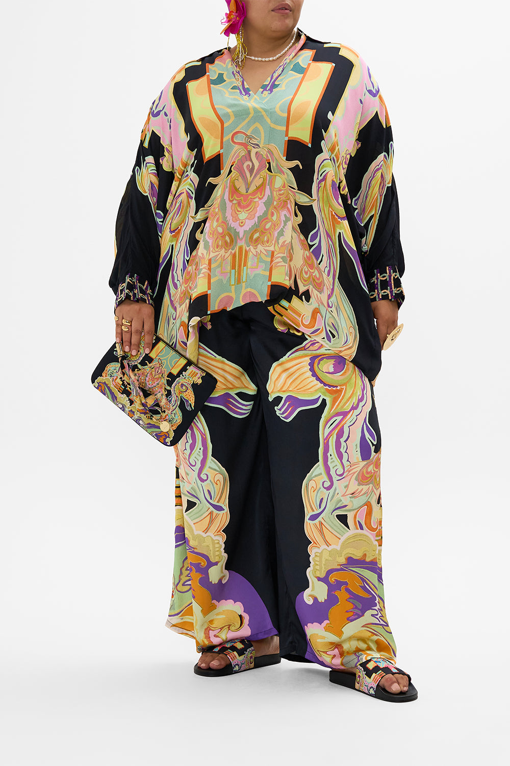 The CAMILLA TIE SHOULDER SHORT DRESS DUTCH IS LIFE in our  print.
