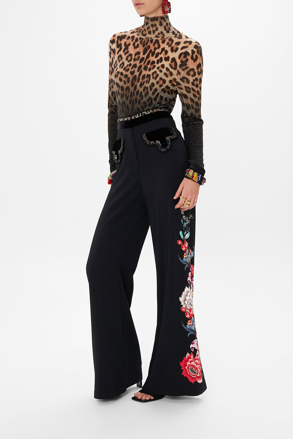 CAMILLA turtleneck top in Volendam Dolls print