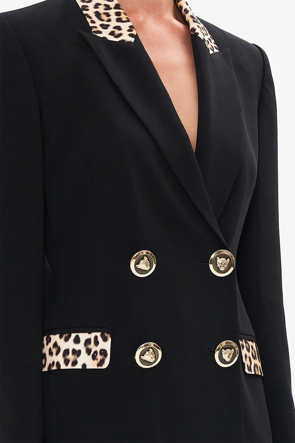 TAILORED DOUBLE BREASTED JACKET STANDING OVATION