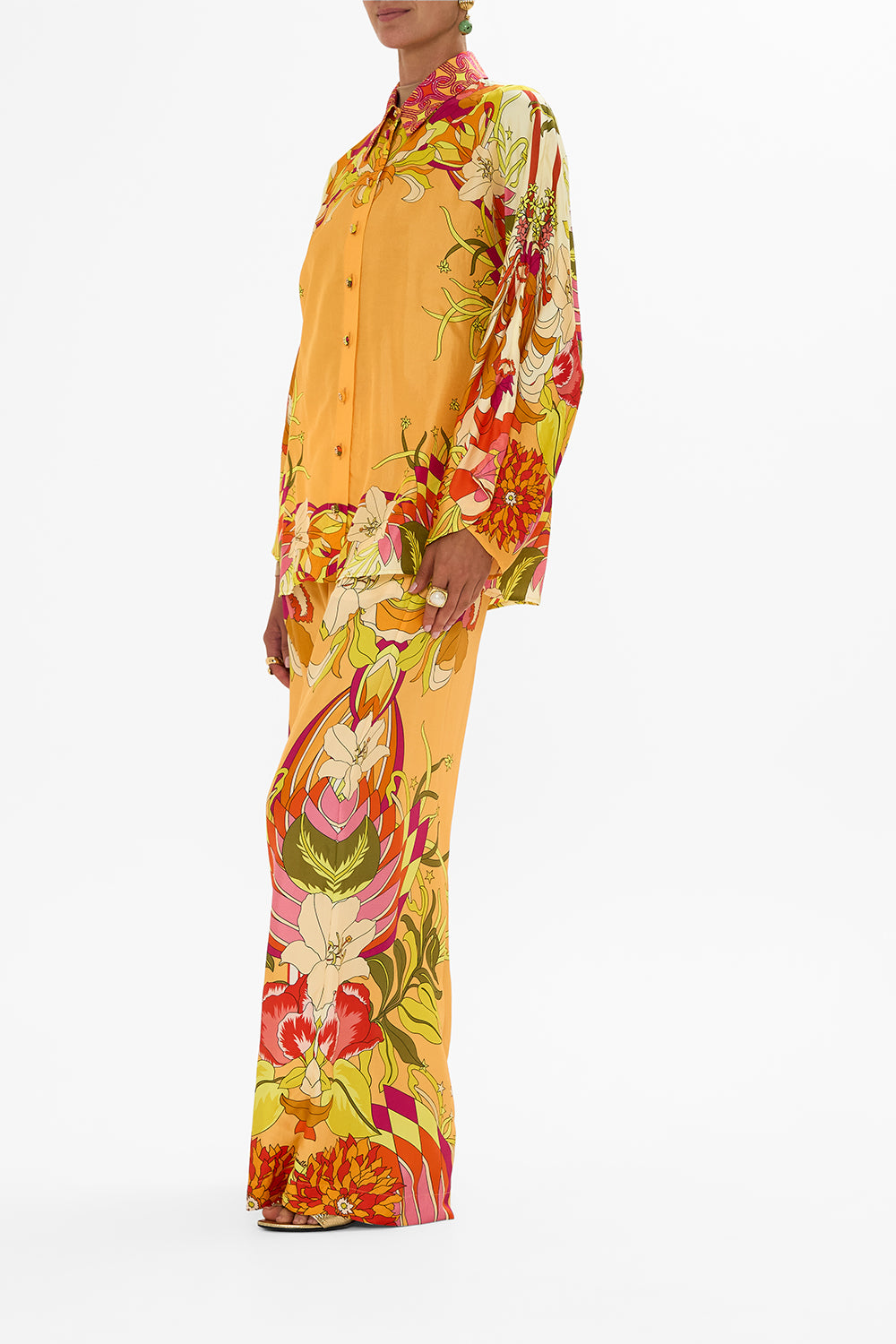 The CAMILLA GATHERED WAIST KAFTAN SEW YESTERDAY in our  print.