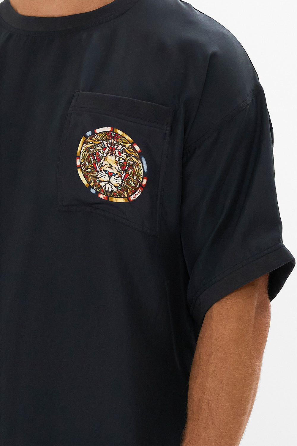 Hotel Franks by CAMILLA black men's woven t-shirt in Leadlight Legends