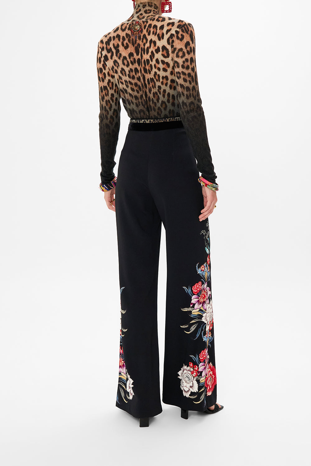 CAMILLA turtleneck top in Volendam Dolls print