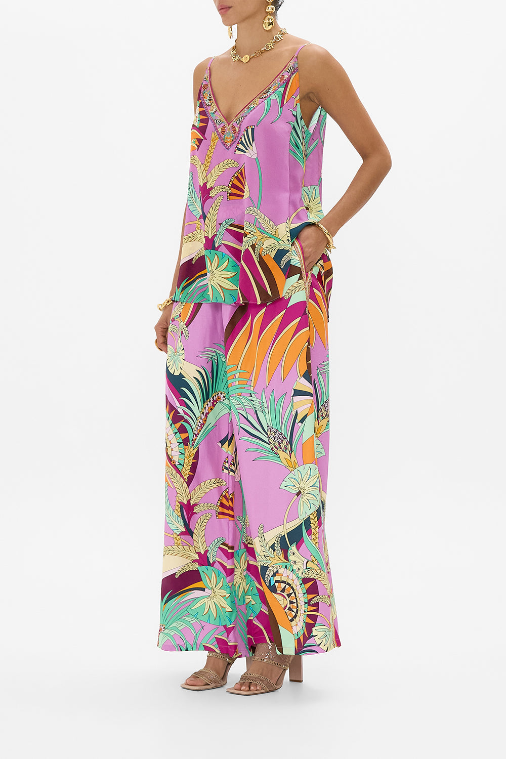 The CAMILLA GATHER NECK HARDWARE TOP DESERT VISIONS in our  print.