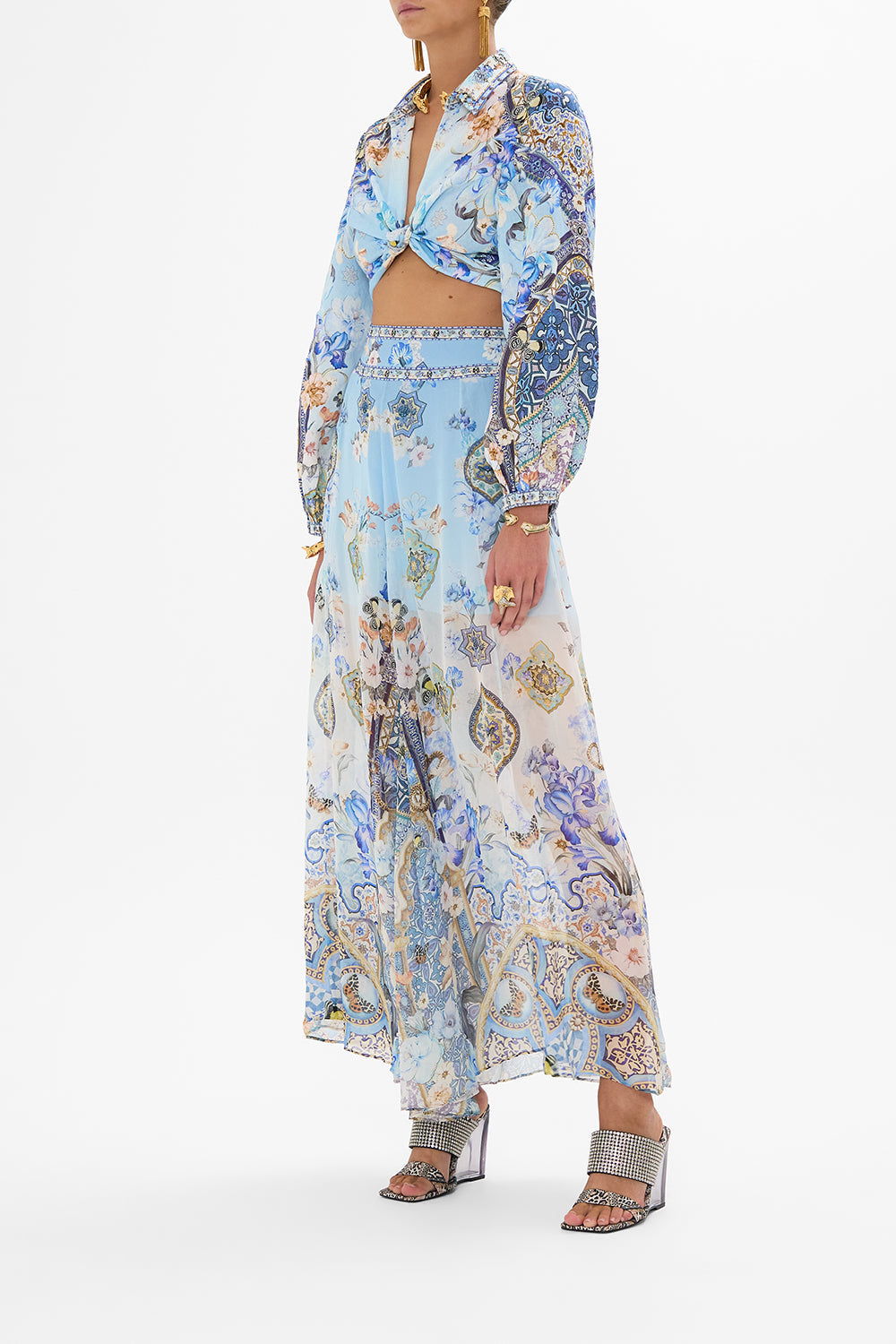 The CAMILLA SHIFT SHIRT DRESS PALACIO POETRY in our  print.