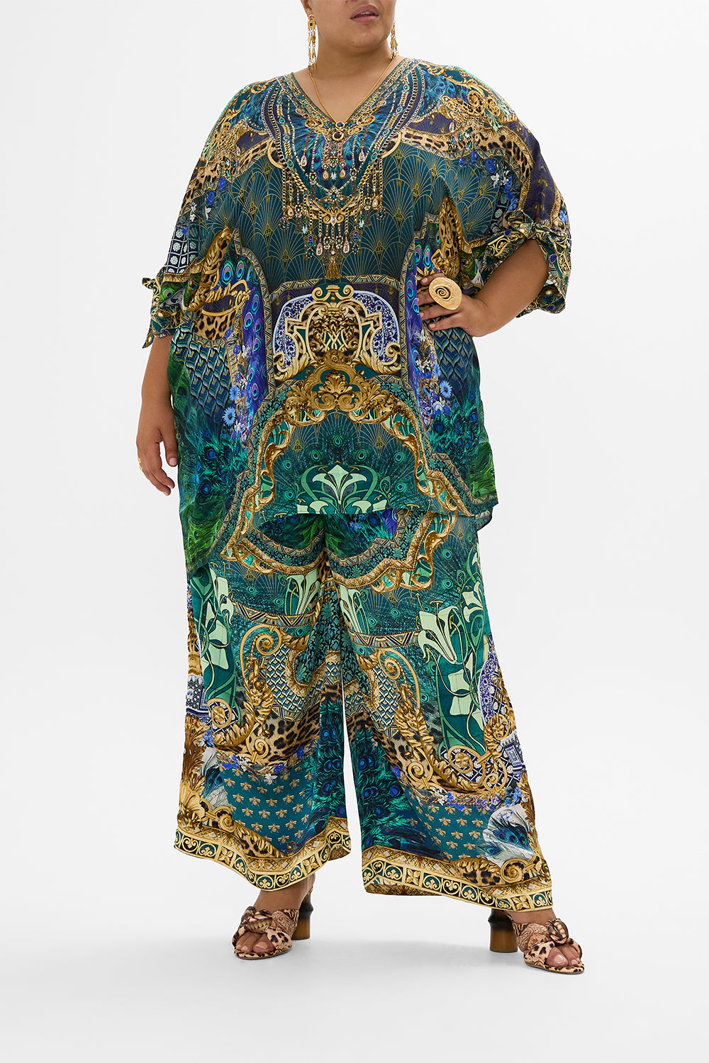 STRAIGHT LEG PANT FAN DANCE