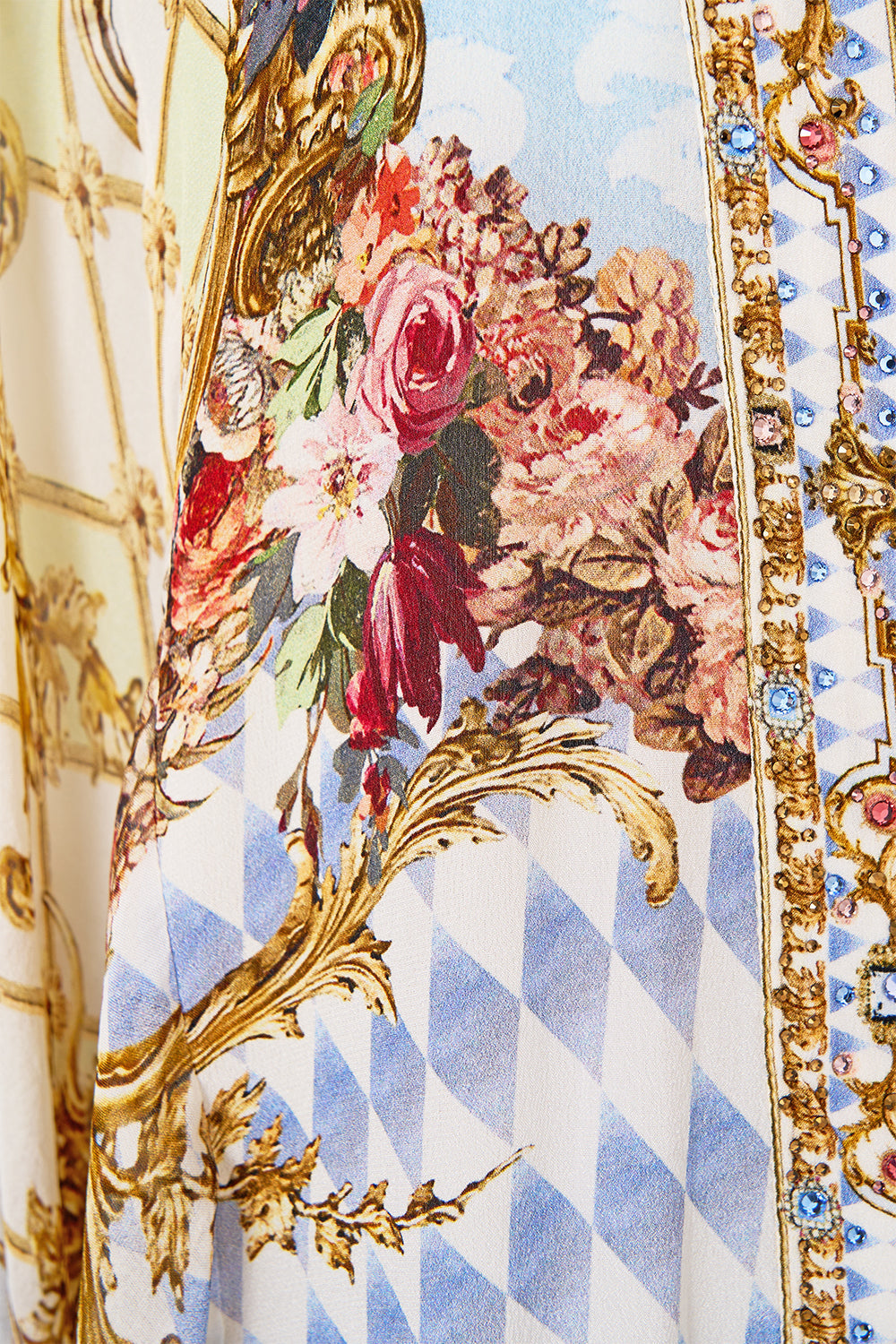 DRAMATIC SLEEVE COCOON LAYER THRONE GAMES