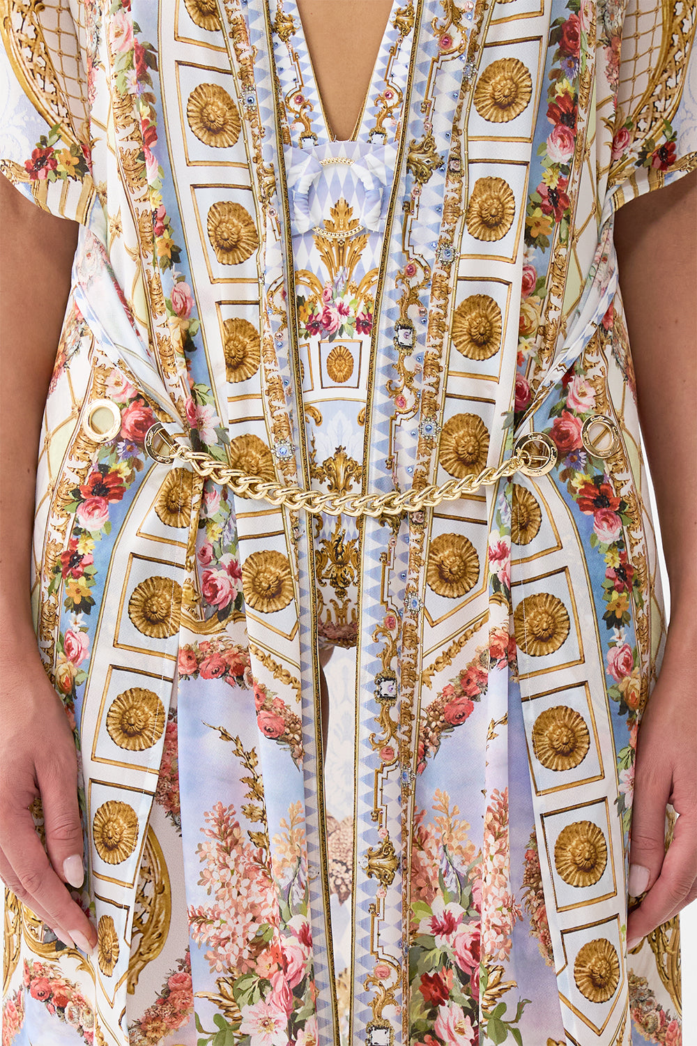 COVER UP WITH FRONT SPLITS THRONE GAMES