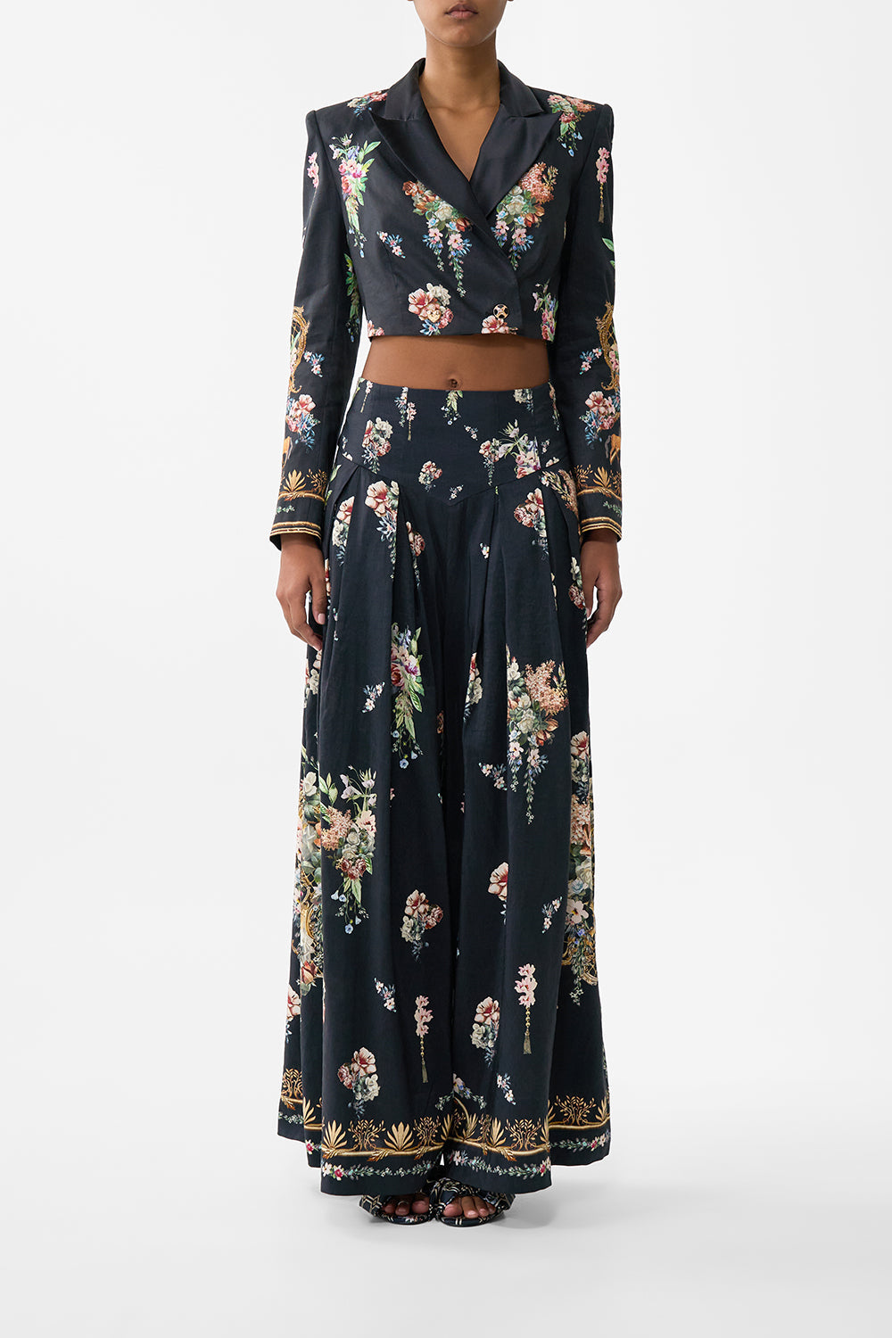 The CAMILLA SILK CHIFFON SHRUG JUST COASTING in our  print.