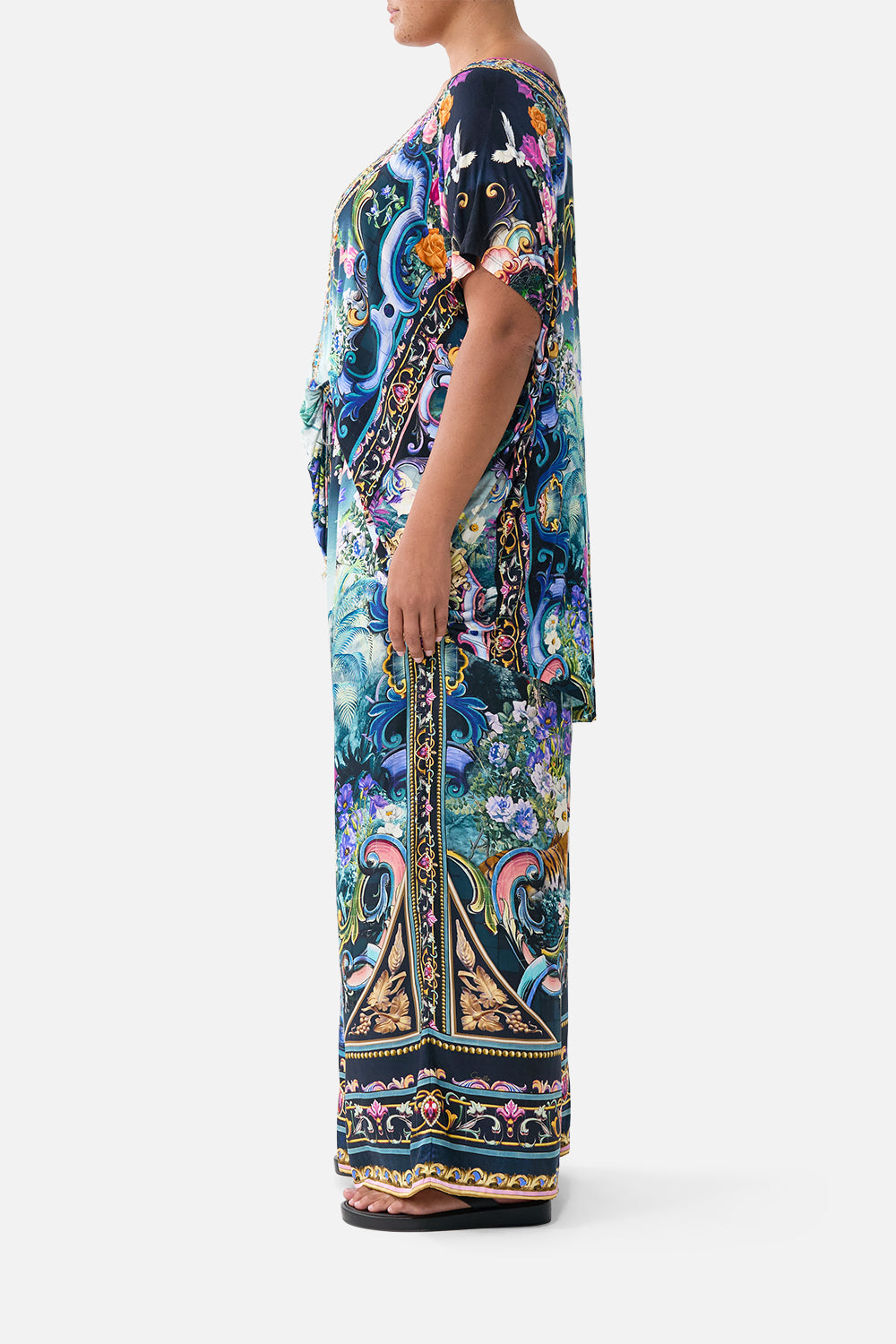 The CAMILLA LOUNGE PANT WITH ELASTIC WAIST FLOWER SHOWERS in our  print.