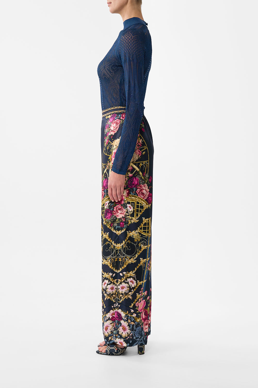 The CAMILLA TIERED MAXI SKIRT SWEET HOME ALEXANDRIA in our SWEET HOME ALEXANDRIA print.