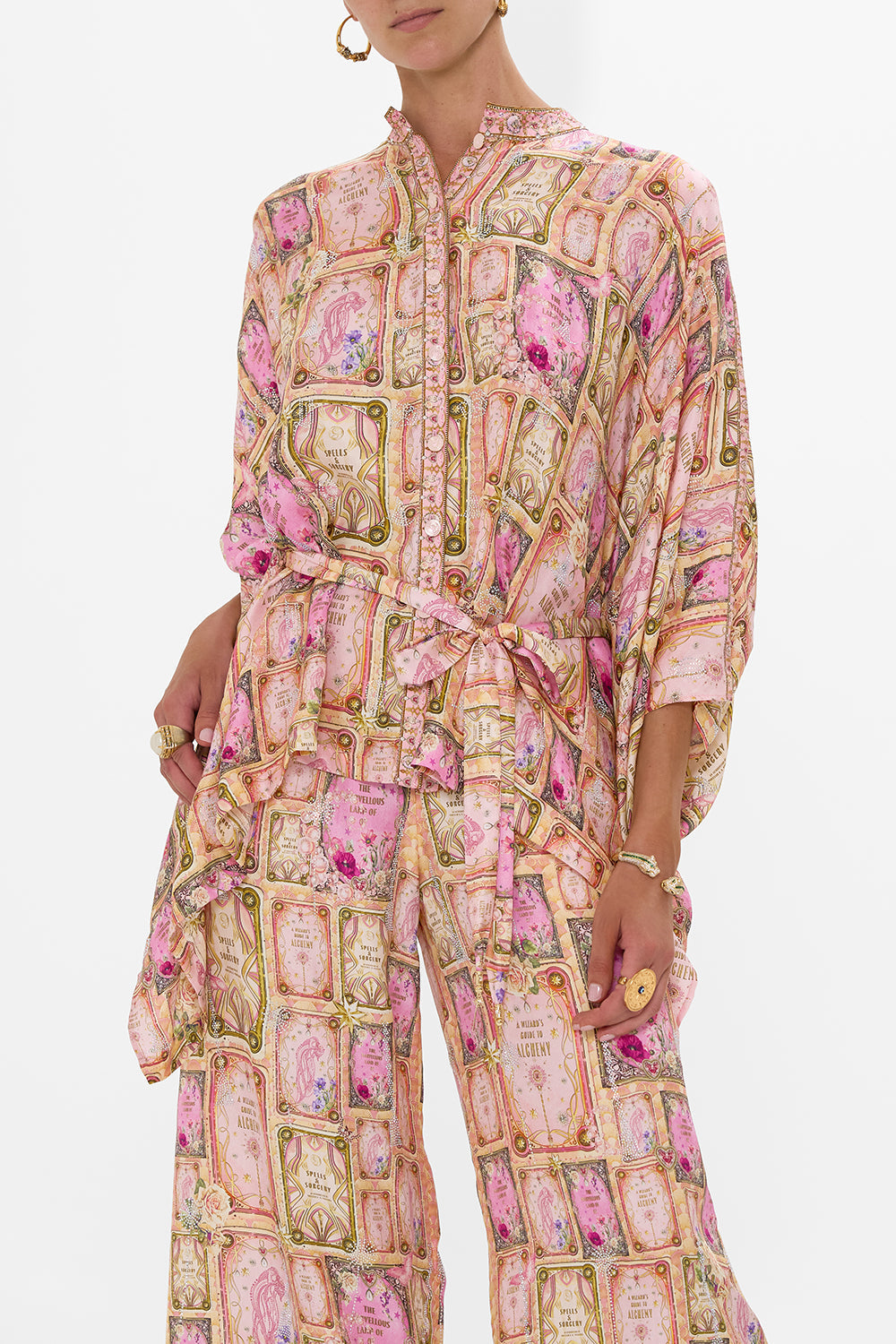 BUTTON THROUGH SCARF BLOUSE TOTALLY OZMOPOLITAN