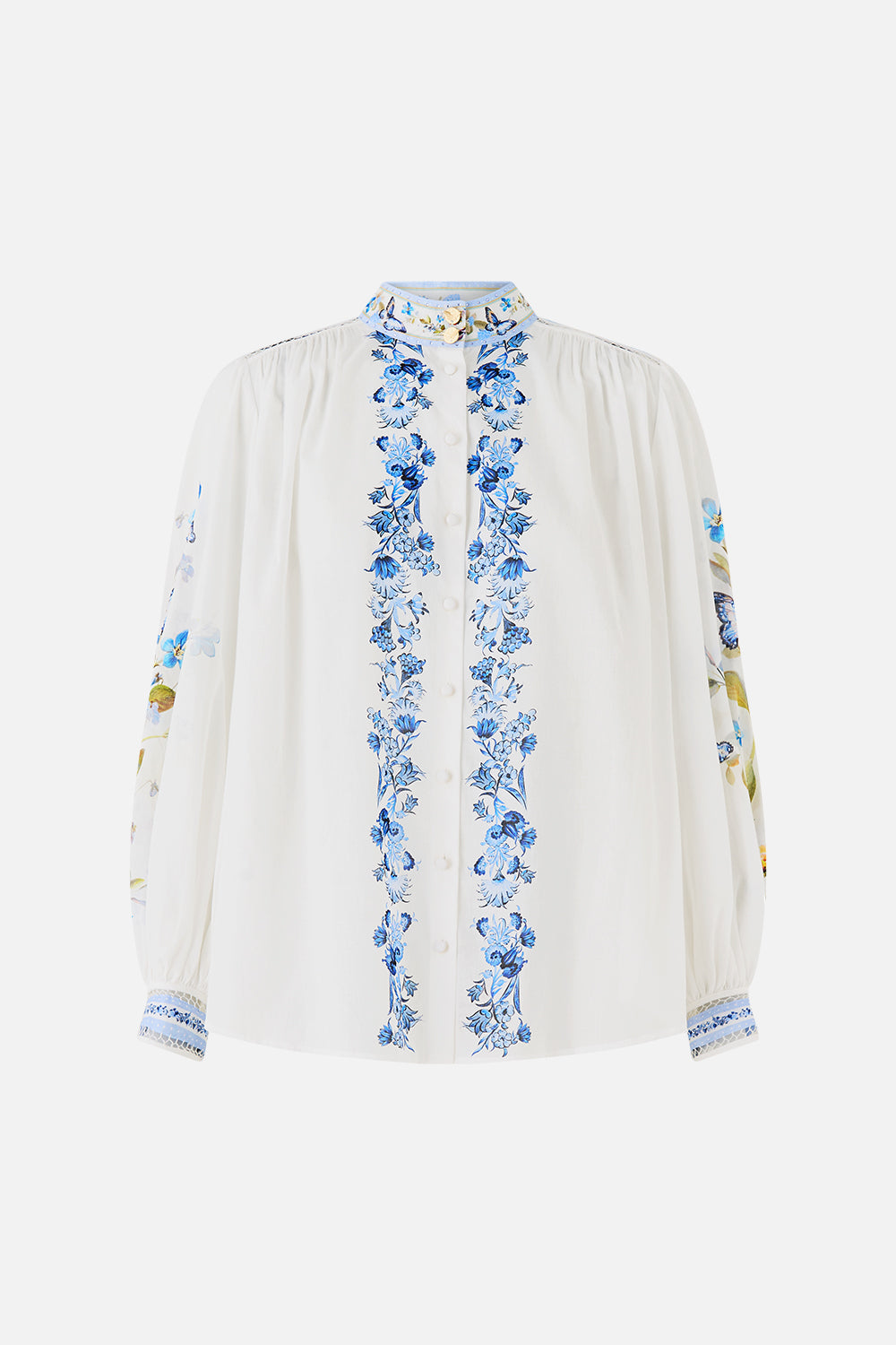 The CAMILLA SHORT SLEEVE CABANA SHIRT WITH LOVE FROM TÜRKIYE in our  print.