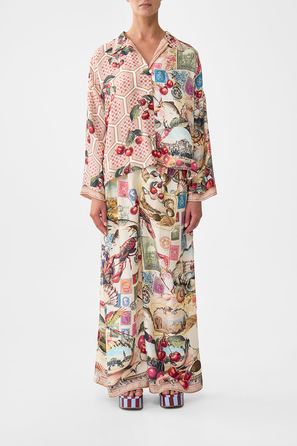 The CAMILLA TWIST FRONT WAISTED DRESS TOTEMS AND TREASURES in our  print.