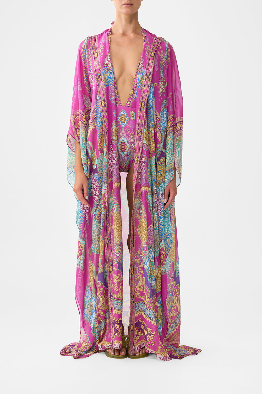 OVERSIZED ROBE CONCUBINES, SULTANS & COURTIERS