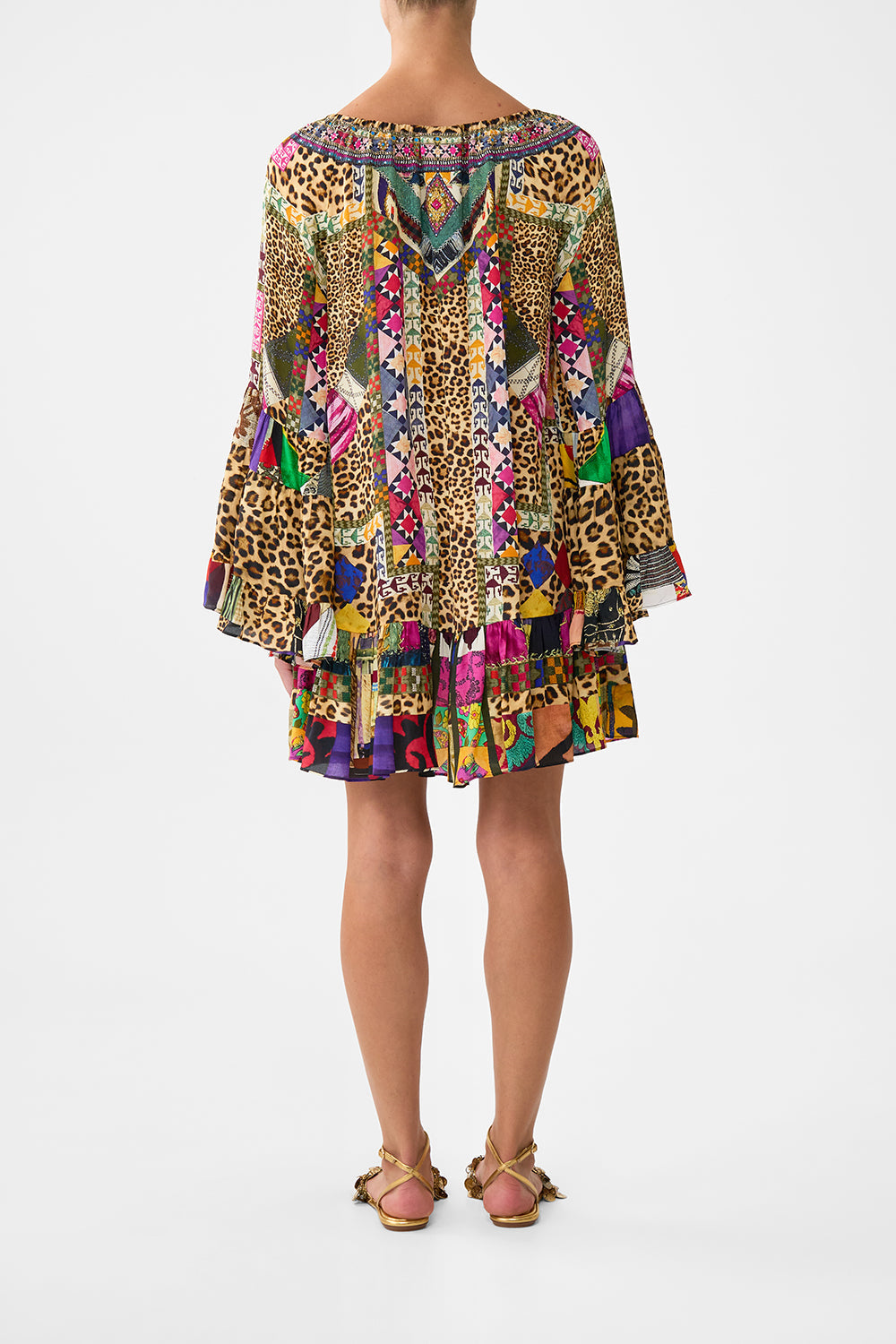The CAMILLA KNOTTED SCARF TOP ILLUSTRATION NATION in our  print.