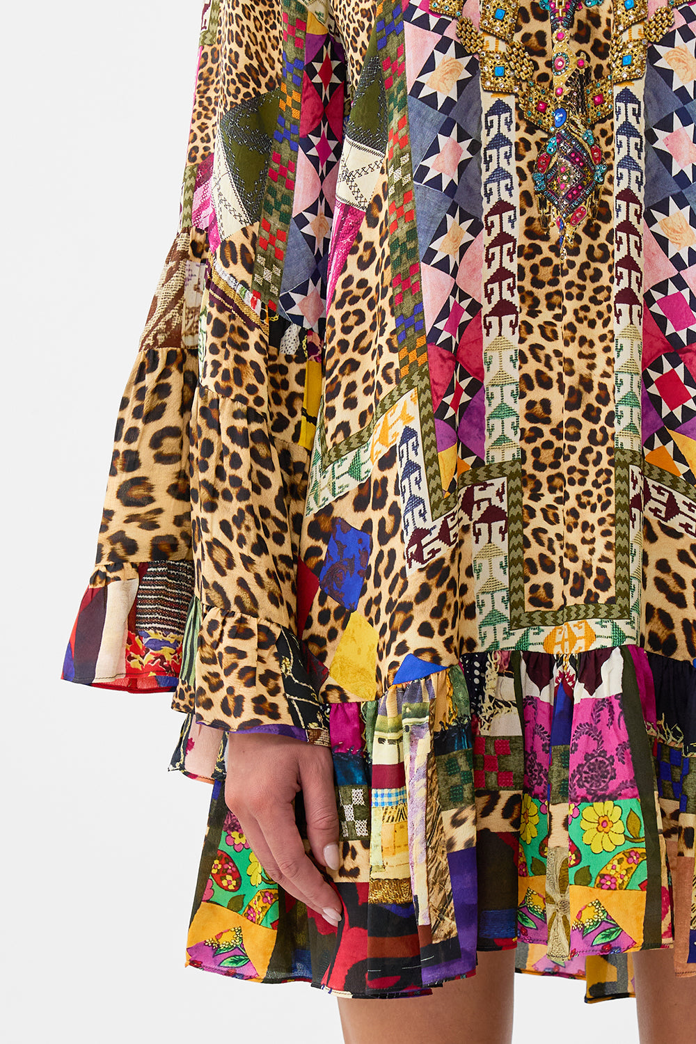 The CAMILLA KNOTTED SCARF TOP ILLUSTRATION NATION in our  print.