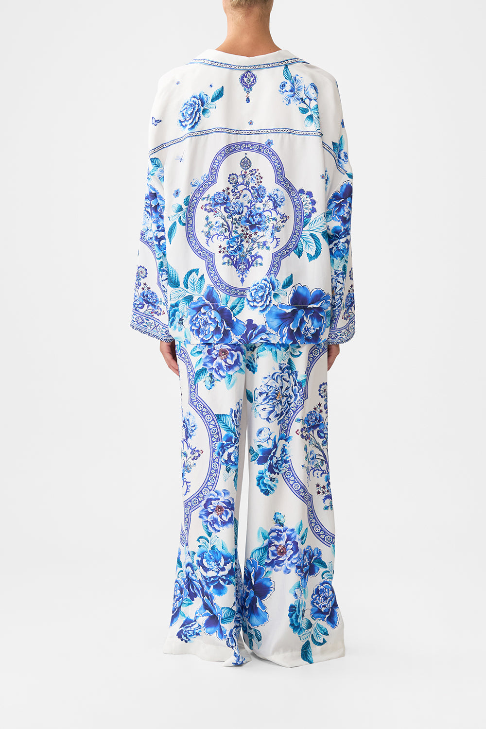 The CAMILLA HIGH COLLAR KAFTAN WITH TIE TOPKAPI POP in our  print.