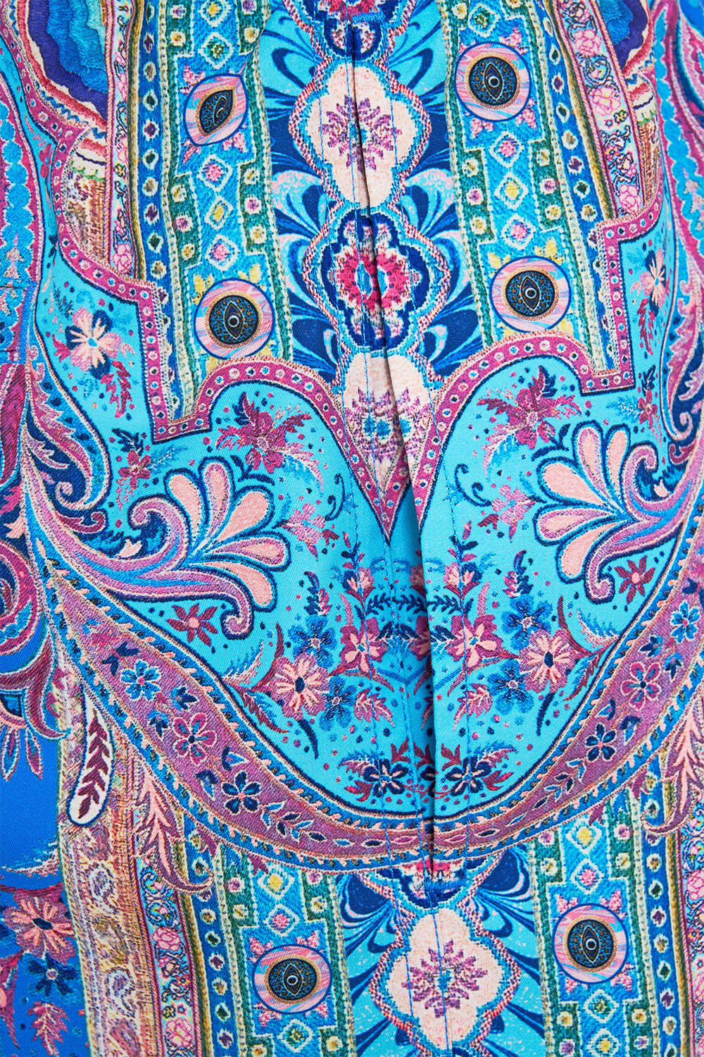 MID LENGTH BOARDSHORT WITH ELASTIC WAIST FOOTSTEPS IN FOLKLORE