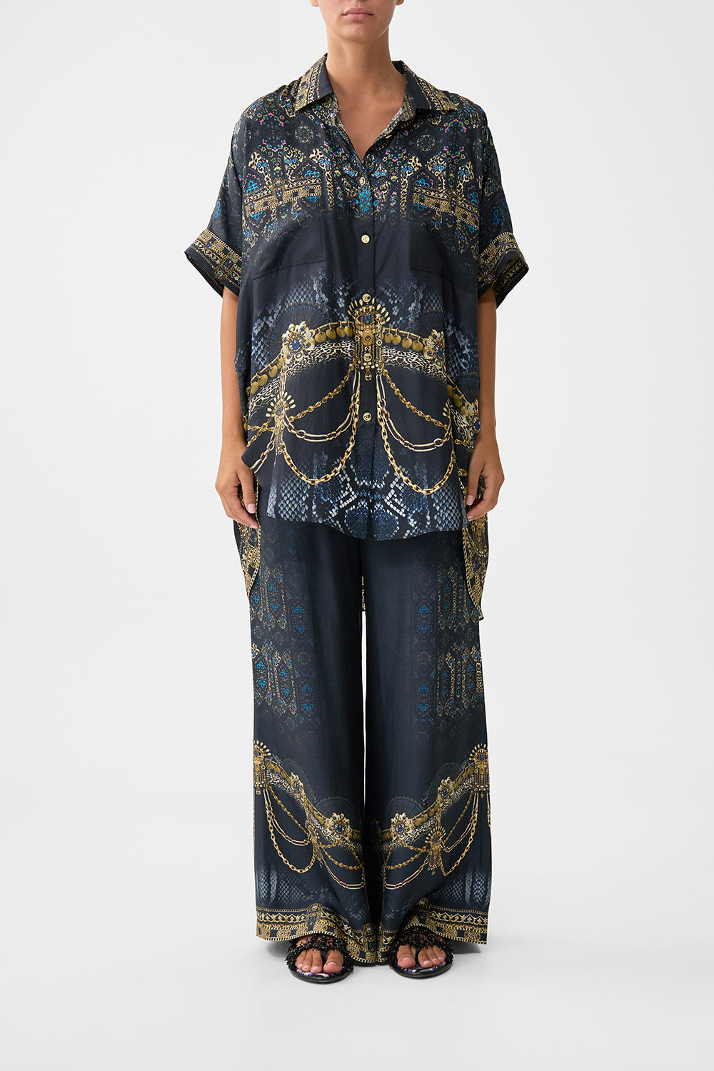 The CAMILLA KIMONO SLEEVE DRESS WITH SHIRRING DETAIL THE CONCUBINES CORRIDOR in our  print.