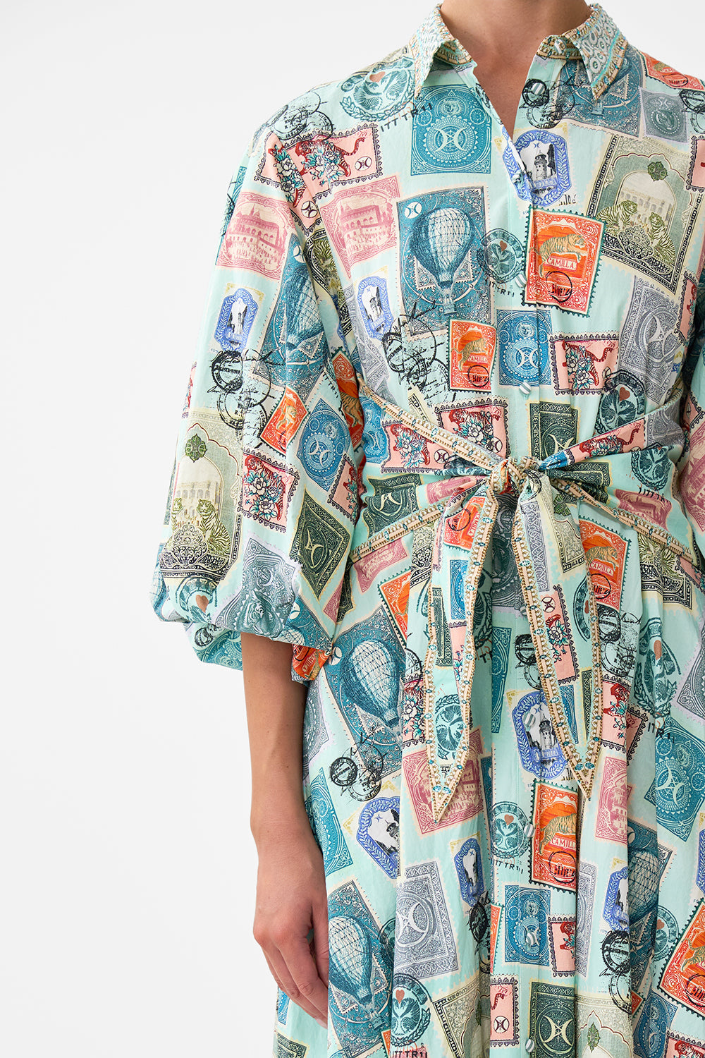 The CAMILLA SHORT KIMONO WRAP OTTOMAN OPULENCE in our  print.