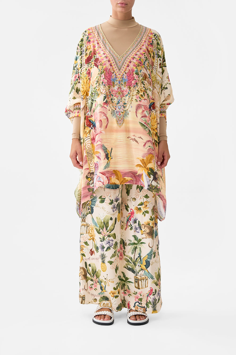 SHORT KAFTAN WITH CUFF WELCOME TO THE WHITE LOTUS
