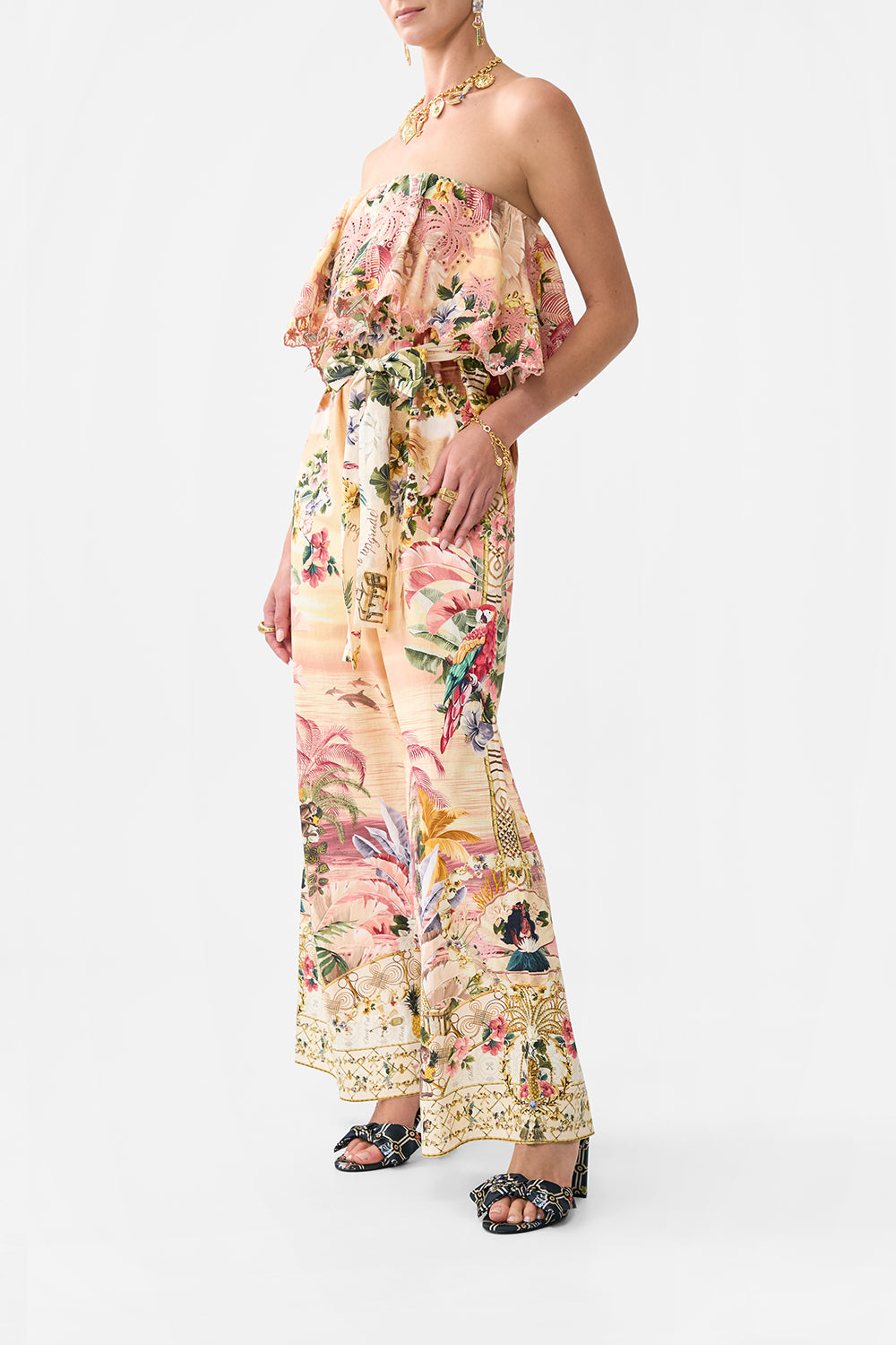 The CAMILLA LOUNGE PANT JARDIM PARTY in our  print.