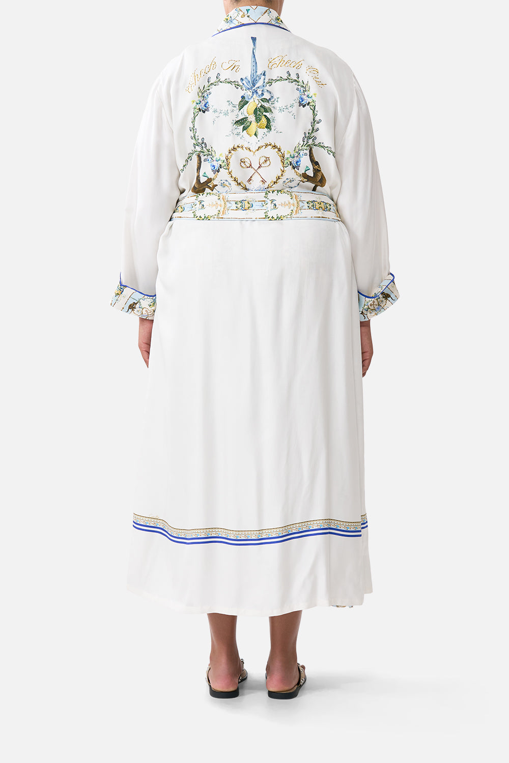 The CAMILLA TIE SLEEVE SHORT V NECK KAFTAN JUST COASTING in our  print.