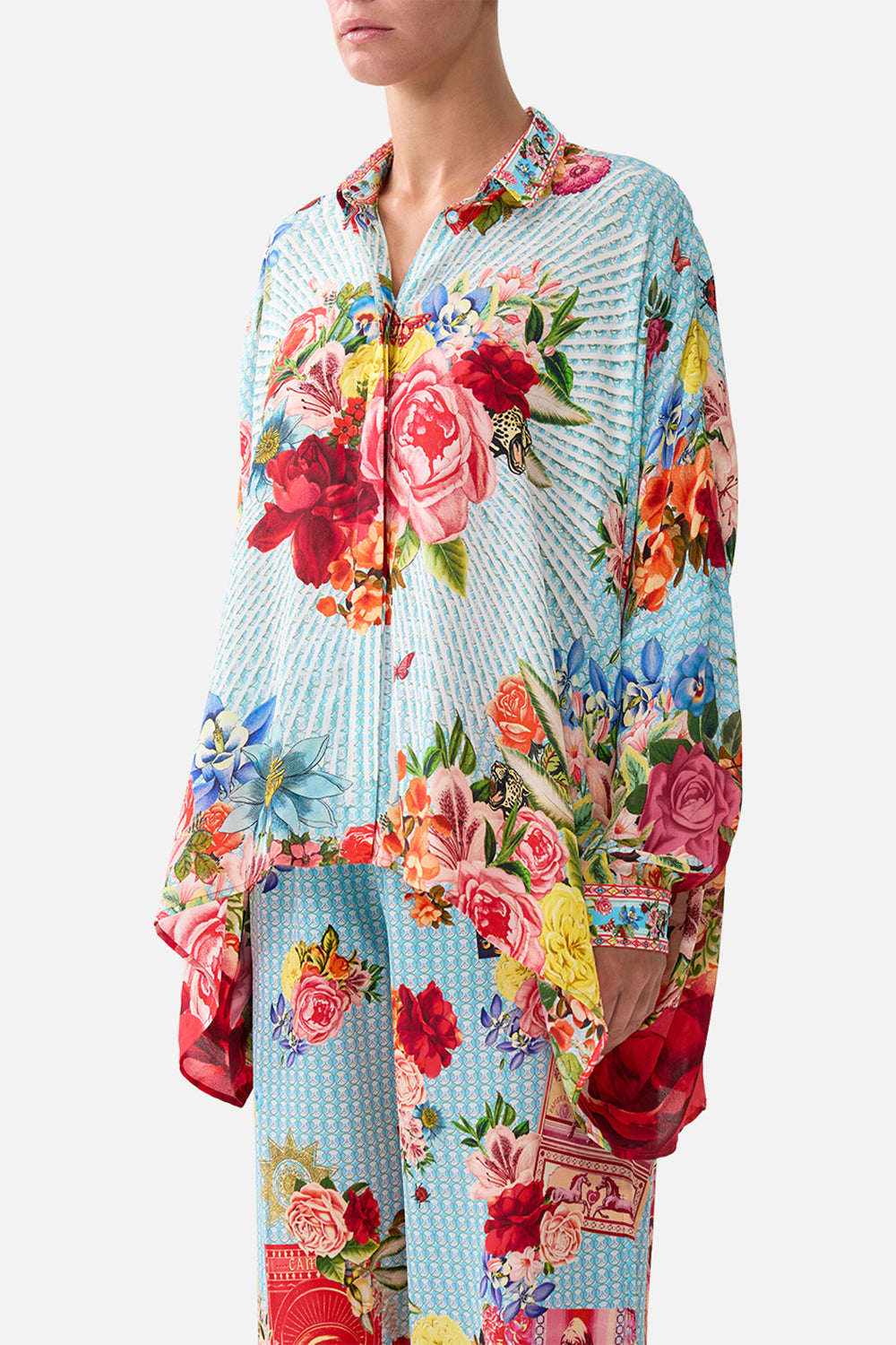The CAMILLA LONG SLEEVE CAMP COLLARED SHIRT AMULETS AND ALCHEMY in our AMULETS AND ALCHEMY print.