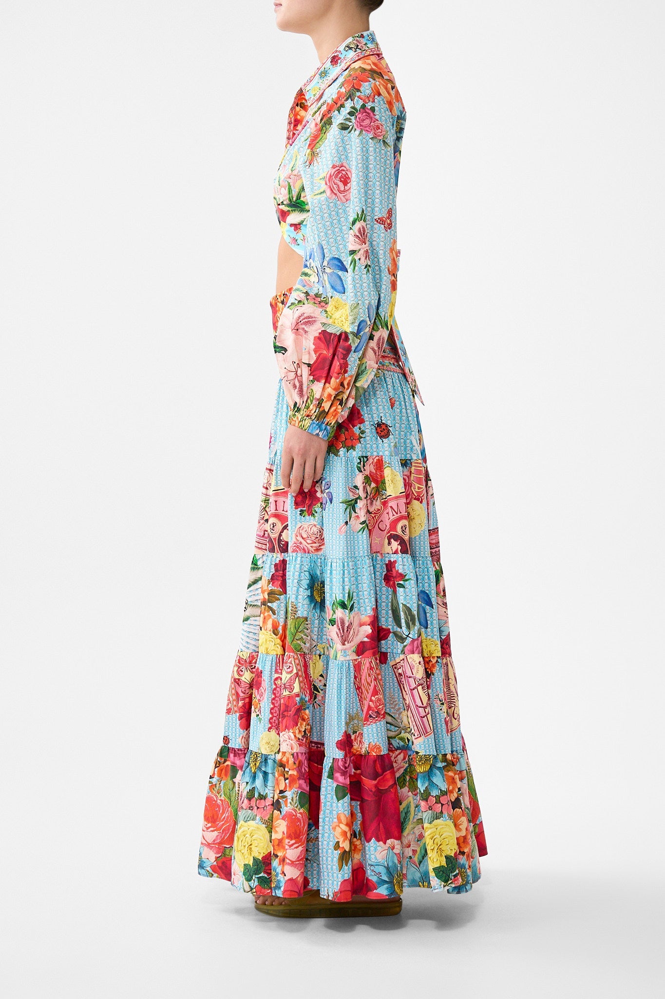 The CAMILLA JERSEY FLARED PANT AMULETS AND ALCHEMY in our  print.