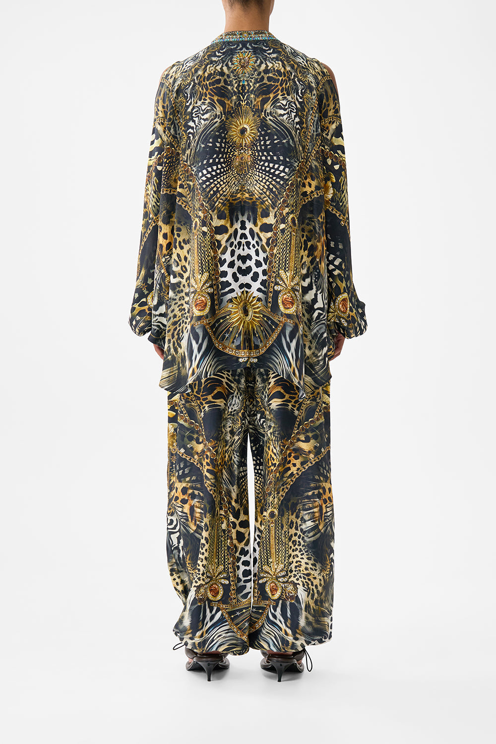The CAMILLA MID LENGTH BOARDSHORT WITH ELASTIC WAIST SULTANS AND QUEENS in our  print.