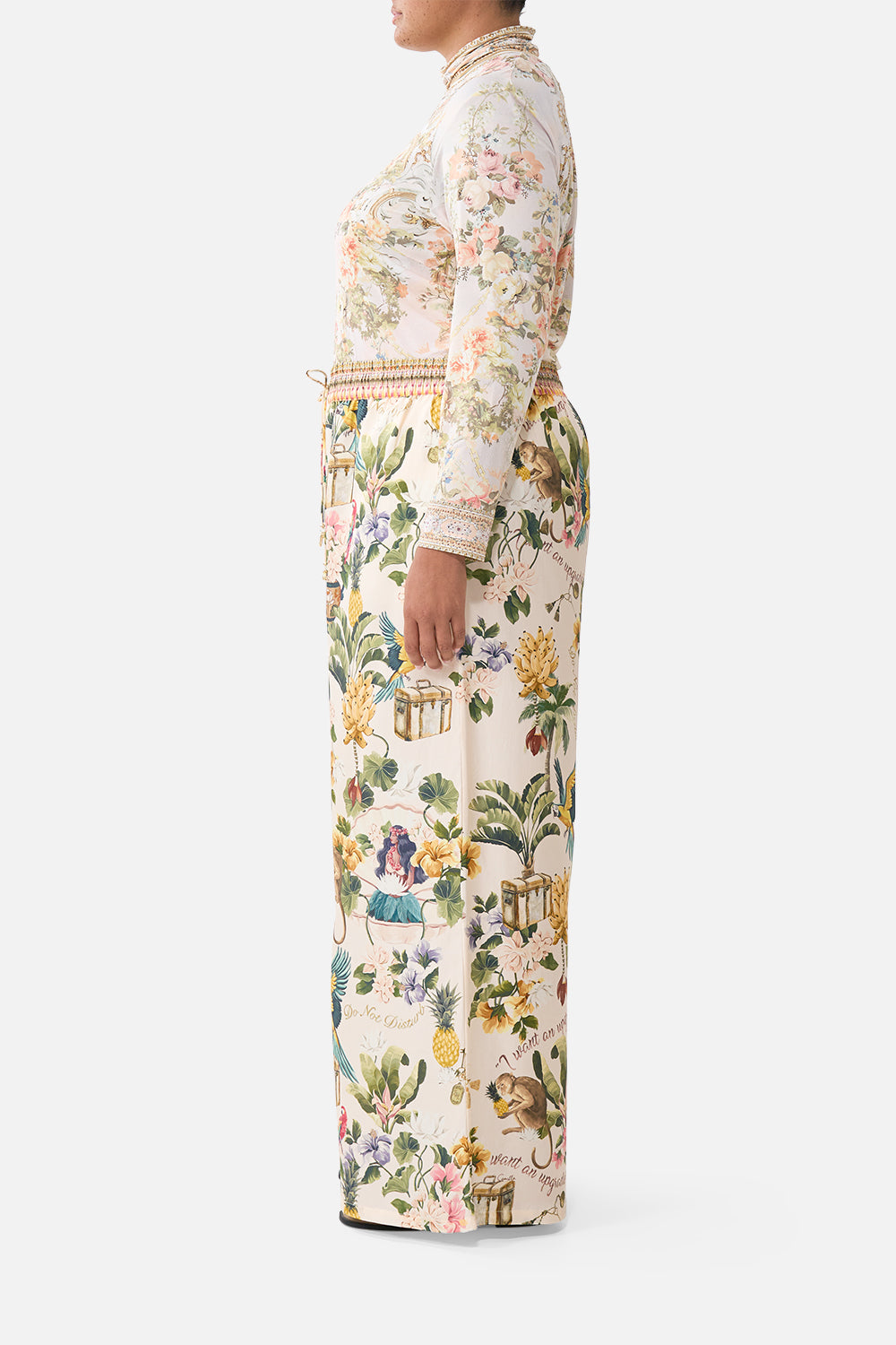 The CAMILLA KIMONO SLEEVE DRESS WITH SHIRRING DETAIL OTTOMAN OPULENCE in our  print.