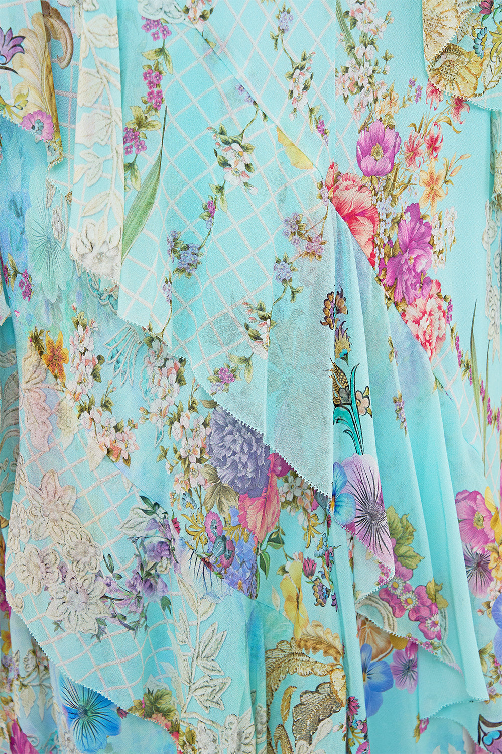 The CAMILLA SHORT TIE FRONT BLOUSON DRESS OTTOMAN OPULENCE in our  print.