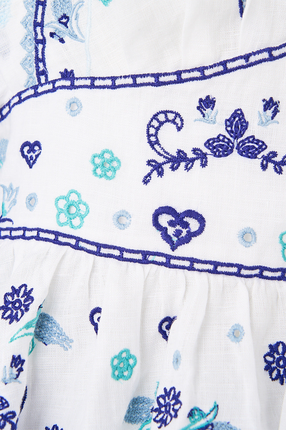 The CAMILLA T-SHIRT WITH DROPPED ARMHOLE - WHITE EAST OF ISTANBUL in our  print.