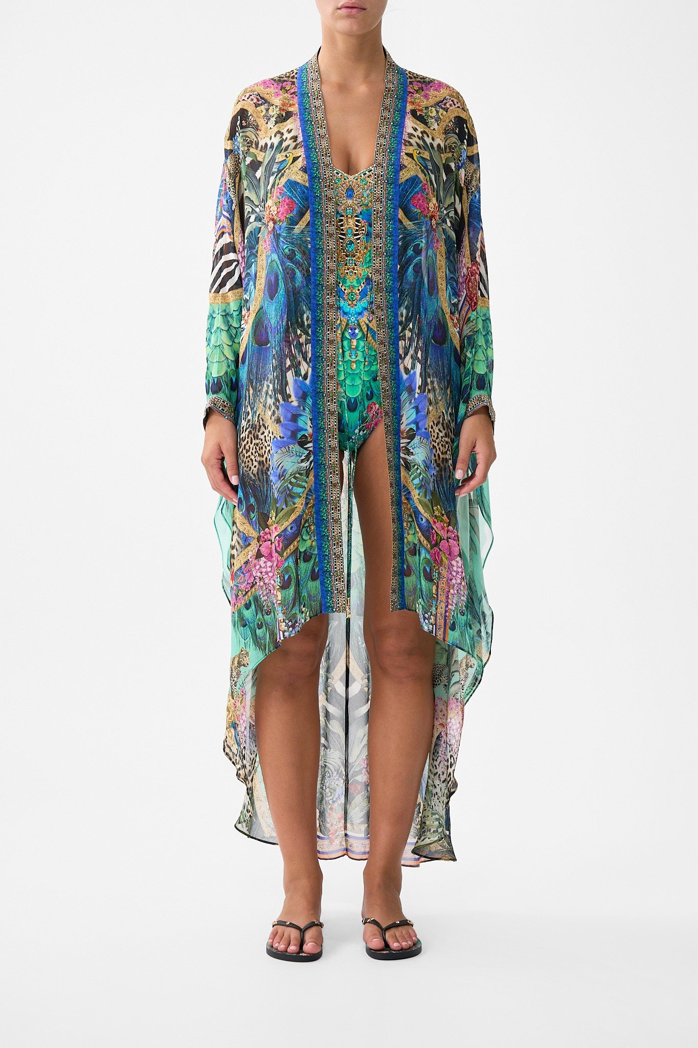 The CAMILLA WIDE LEG WAISTED PANT TWILIGHT IN ISTANBUL in our  print.