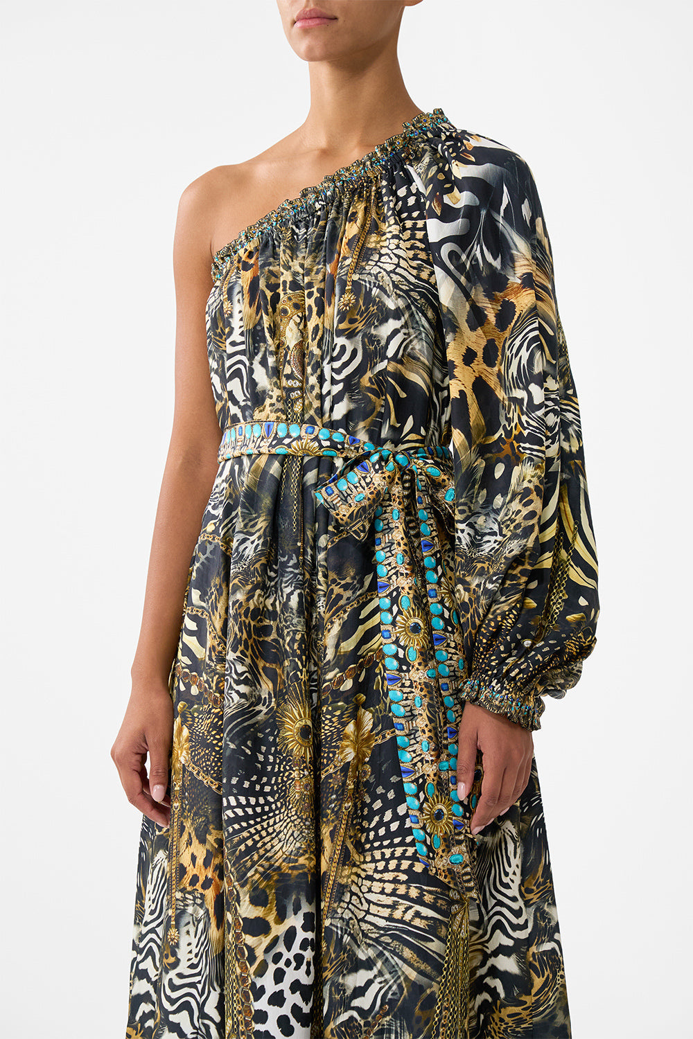 The CAMILLA LONG KAFTAN WITH WAIST DETAIL TWILIGHT IN ISTANBUL in our  print.