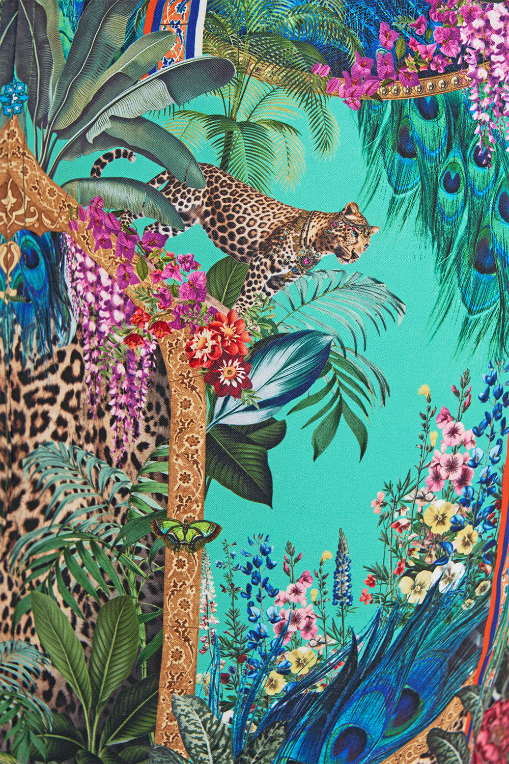 The CAMILLA SCARF CLUTCH THE BOSPHOROUS in our  print.
