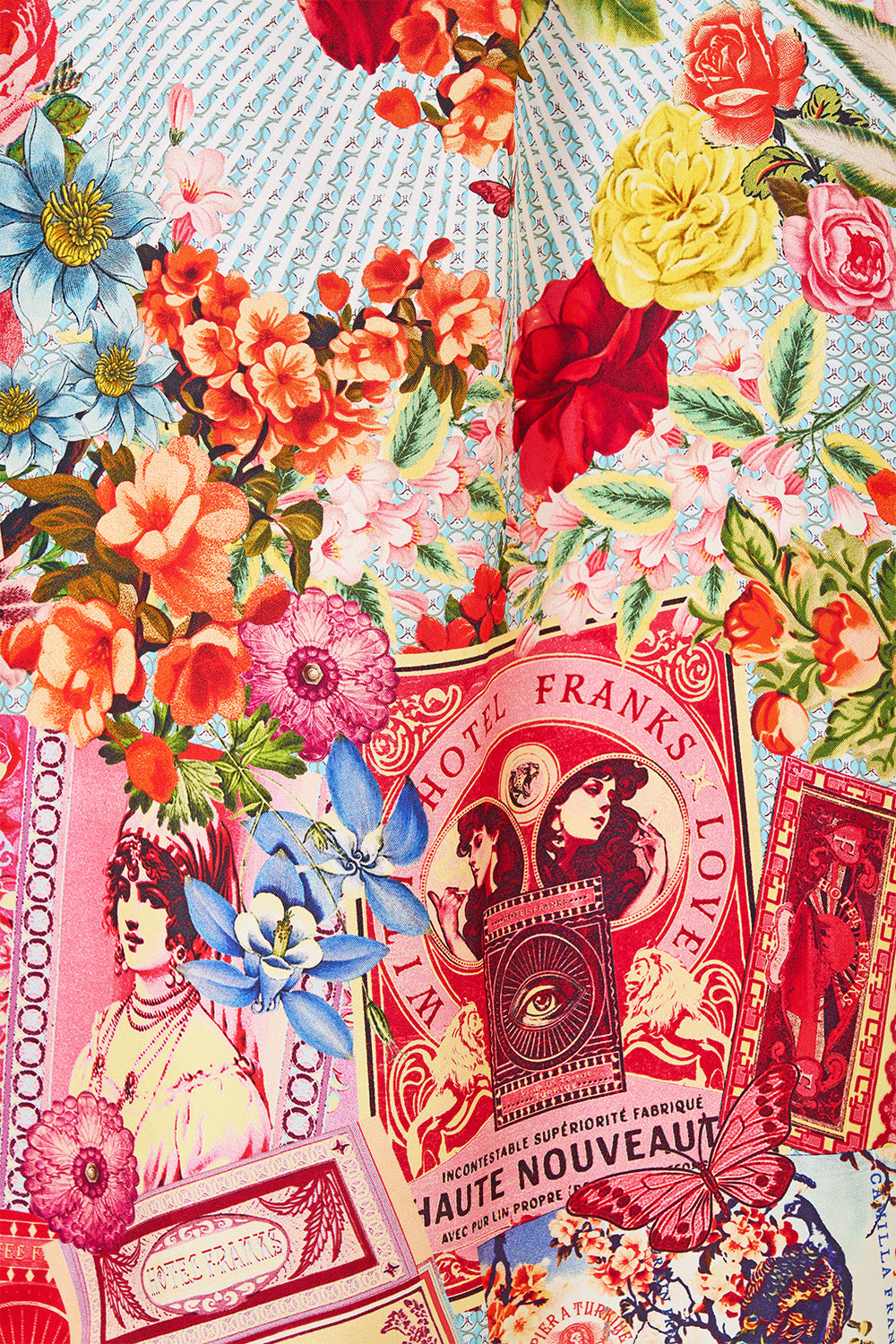The CAMILLA SCARF CLUTCH HIGH CLASS HOOKAH in our  print.
