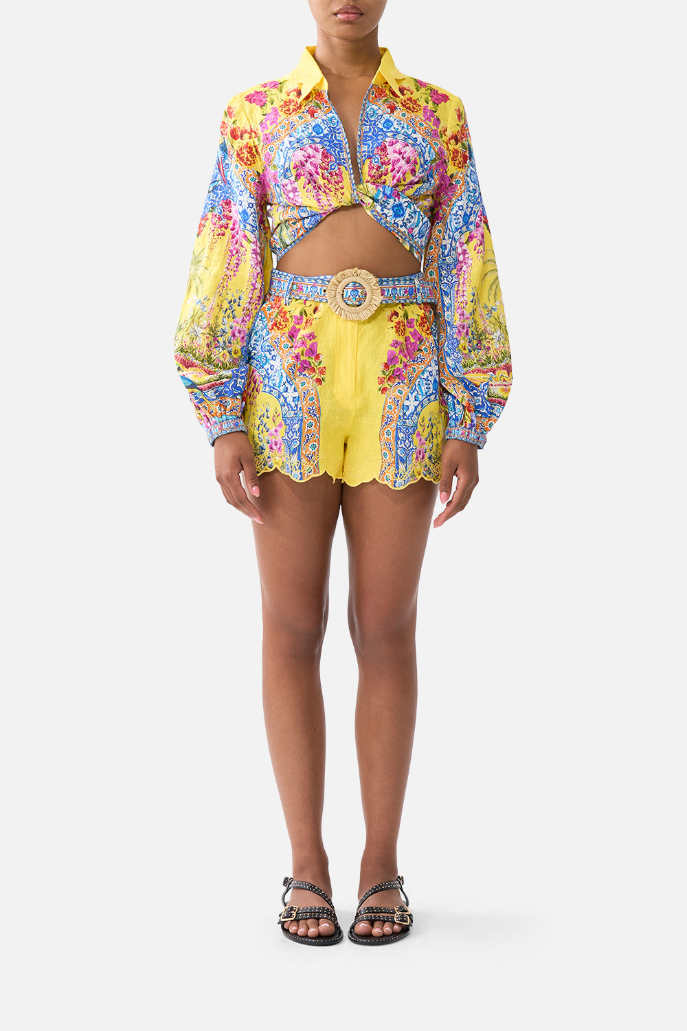 TUCK FRONT SHORT SULTANAHMET SUMMER