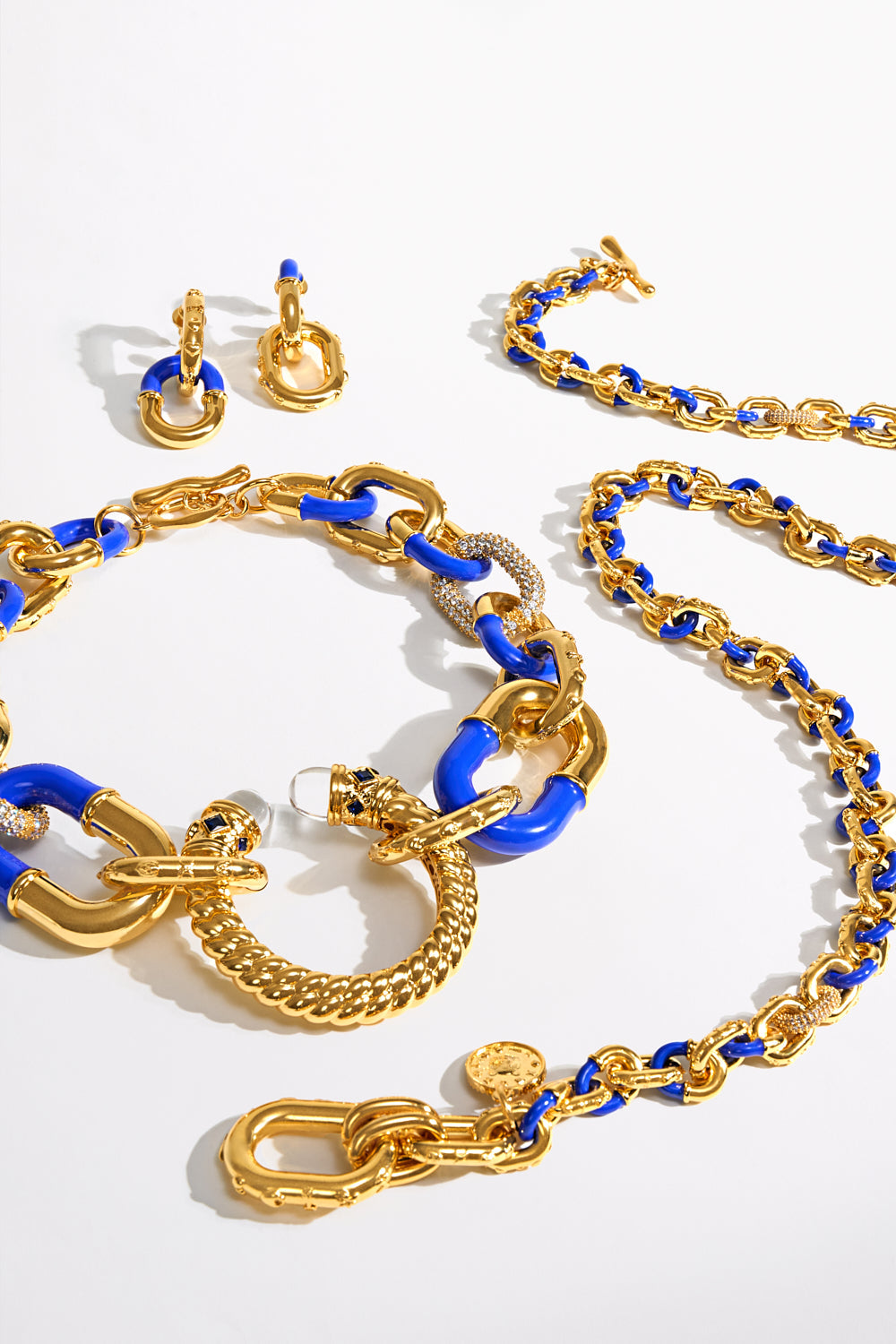 ARTISAN ARTILLERY EARRINGS GOLD