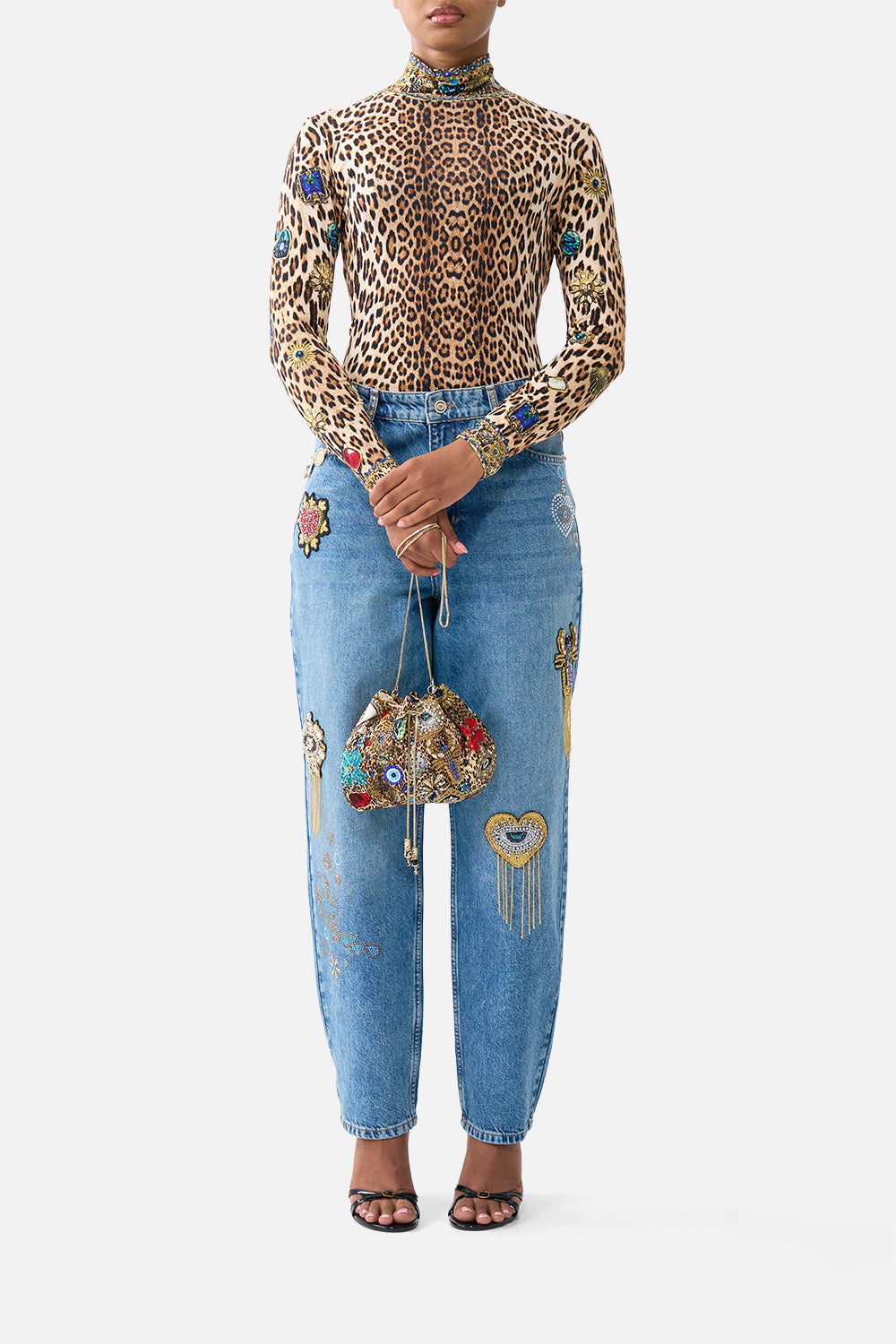 DRAWSTRING POUCH BAG WITH CHAIN STRAP NAZAR NIRVANA