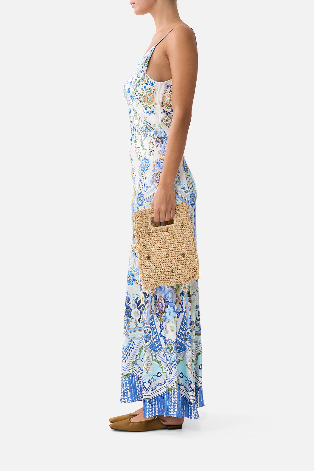 The CAMILLA DEEP V NECK HARDWARE SHORT KAFTAN NAVÀS NOUVEAU in our NAVÀS NOUVEAU print.