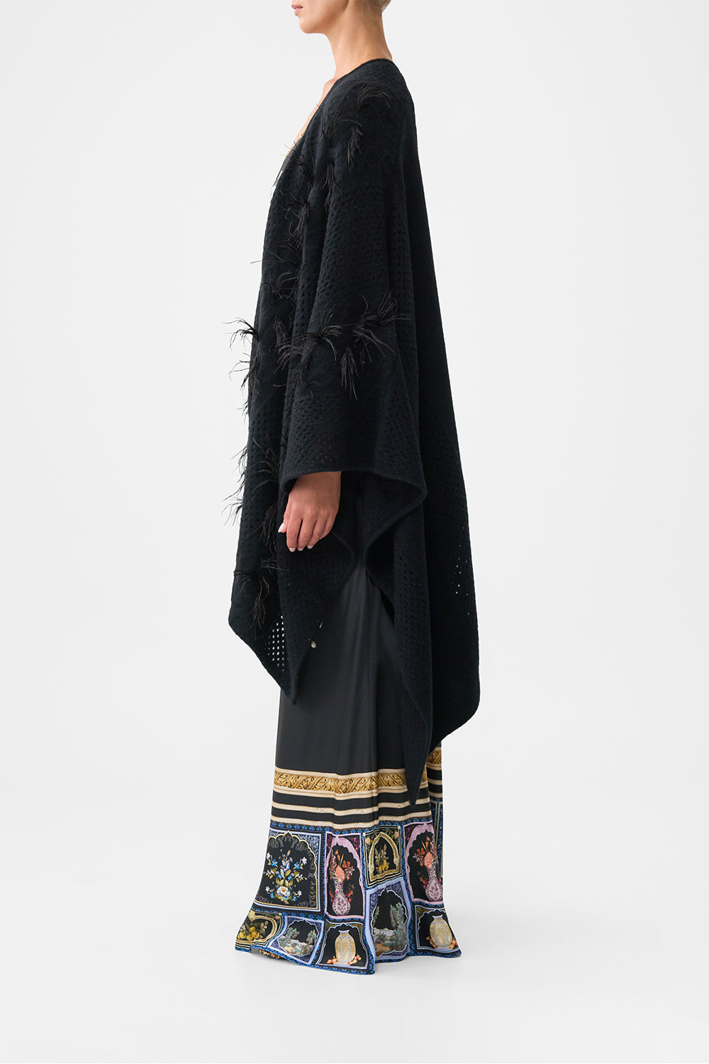 THROW OVER OTTOMAN ELEGANCE