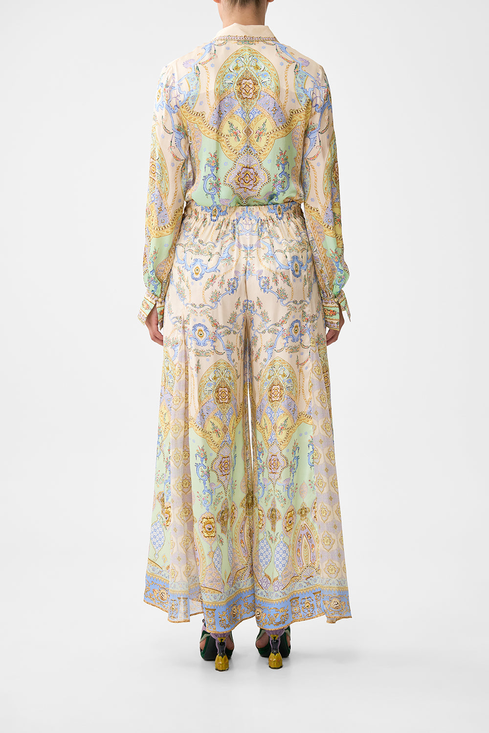 The CAMILLA TWISTED ONE SHOULDER DRESS LADY LIONHEART in our  print.