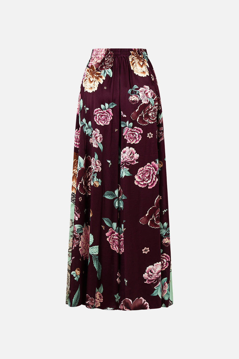 The CAMILLA SHORT SLEEVE KAFTAN WITH TIE WAIST CHAIN GANG in our  print.